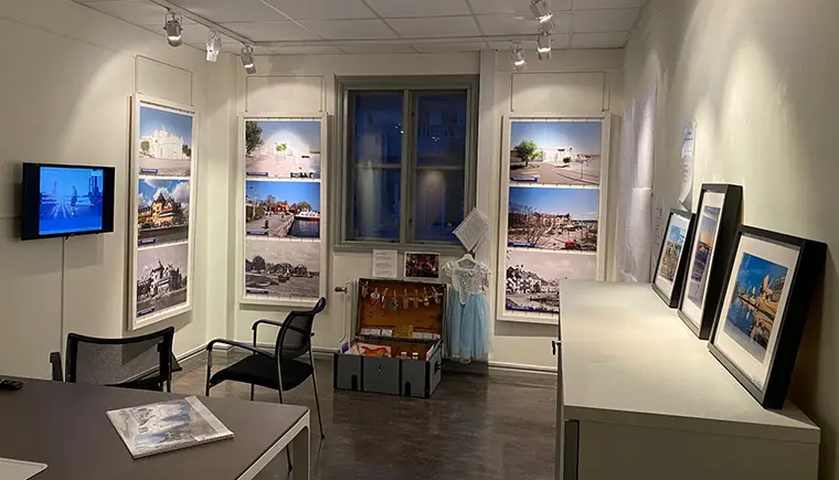 Fotografiet visar hur rummet på Rådhuset där utställningen om kajen visas.