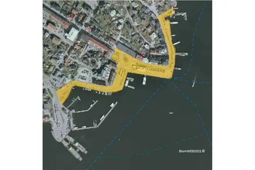 Flygbild karta över Vaxholms kajområde